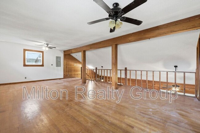 Photo - 1184 Jim Christian Rd