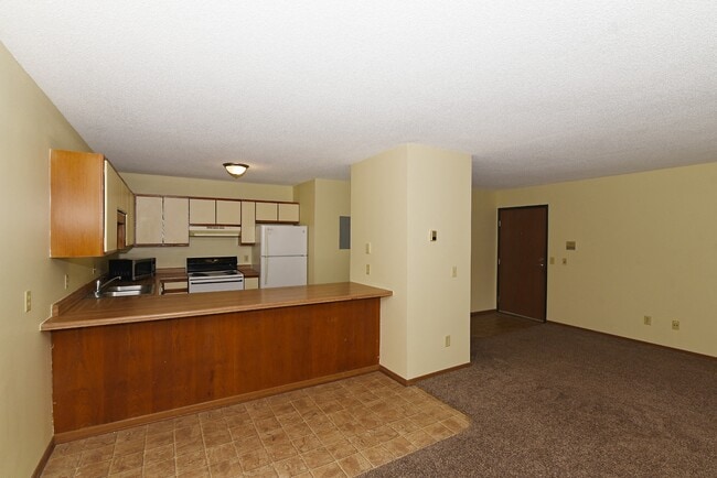 Jacobs Square Apartments