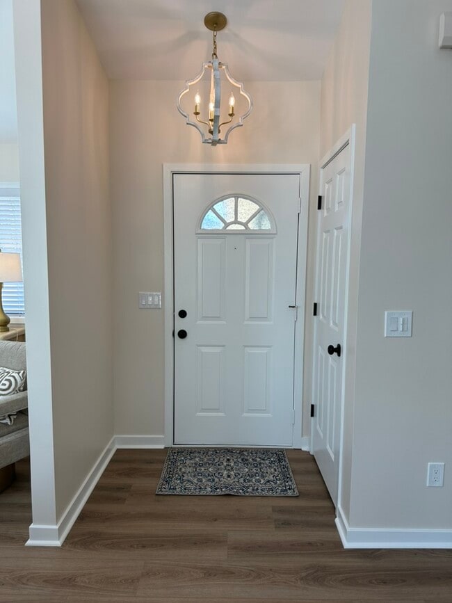 Photo - 221 Bogey Dr