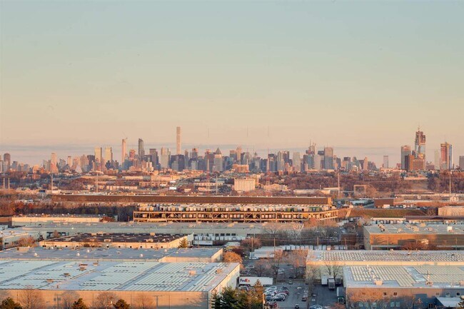 skyline view - 1535 Harmon Cove Tower Unit 1535