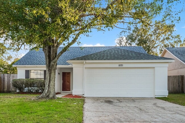 Building Photo - 1021 Wainright Dr