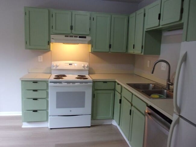 Photo - 2 Bedroom 1 Bath Condo with Private Deck i...