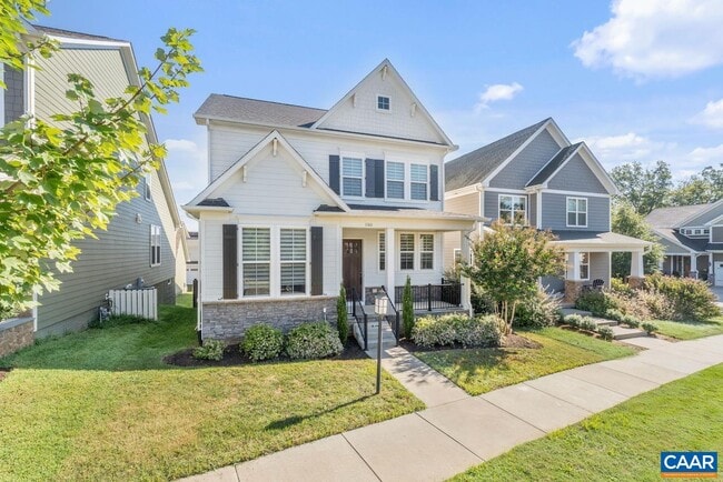 Photo - 1160 Colbert St