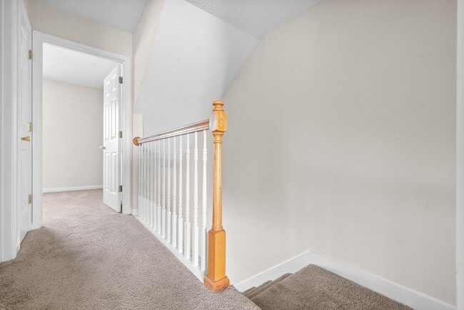 Photo - 3bed 2 bath with Bonus close to Fort Campbell and I-24.