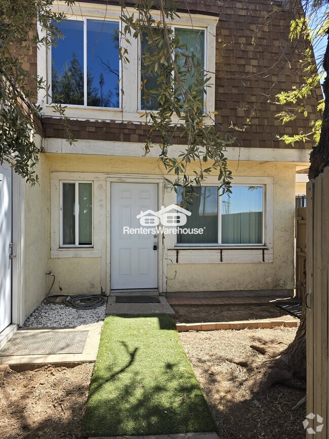 Building Photo - 8236 N 34th Dr Rental
