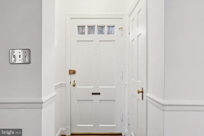 Building Photo - 5008 44th St NW