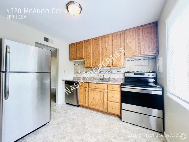 Building Photo - $920 - 2 Bed / 1 Bath apartment in Mehlvil... Unit A