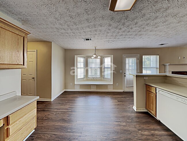 714 Baskins Cir