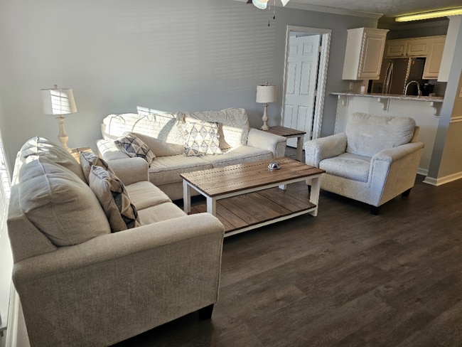 Photo - 904 N Montgomery St Unidad #68