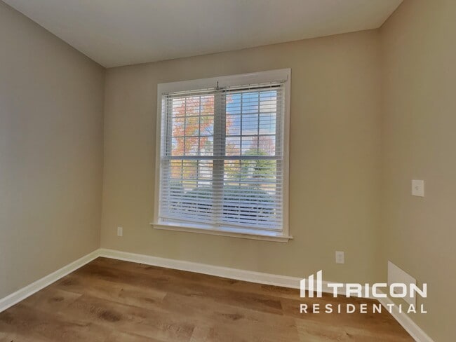 Photo - 2403 Glen Meadow Dr