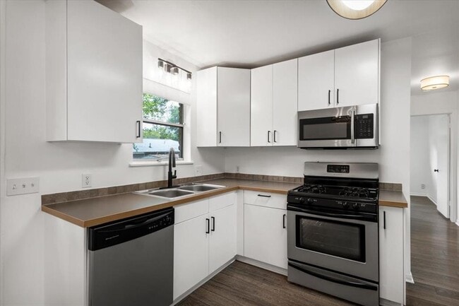 Photo - 1717 Bluebonnet Ln