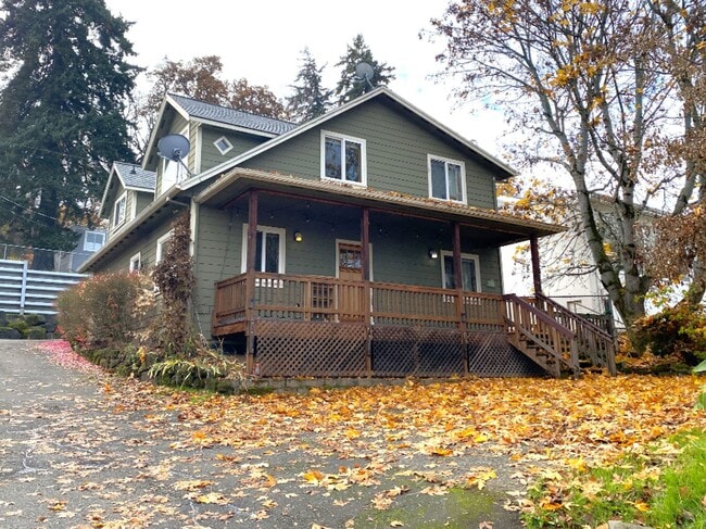 Building Photo - Close to Providence Hospital