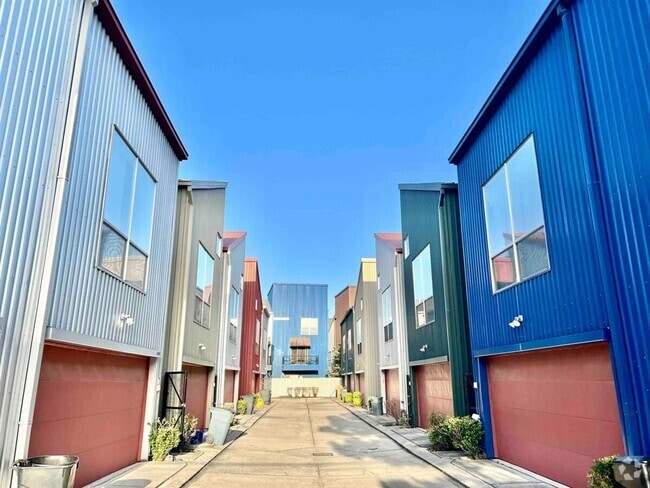 Building Photo - 6965 Ardmore St Rental