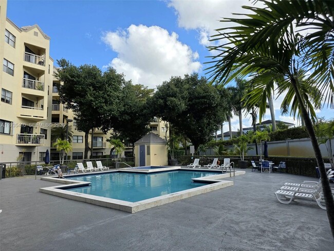 Photo - 8290 Lake Dr Unit 501