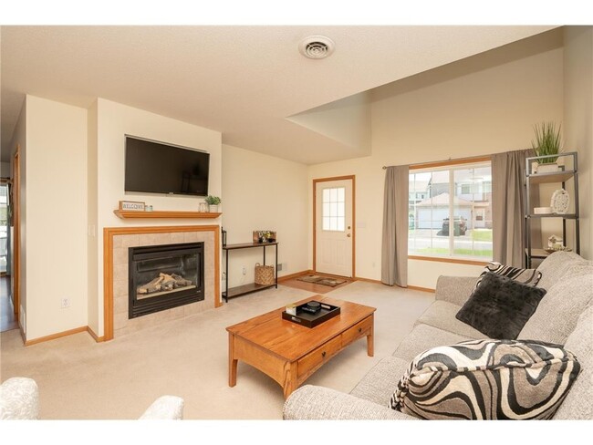 Photo - 9277 Inland Ln N
