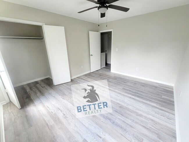 Photo - 1503 Lathrop St