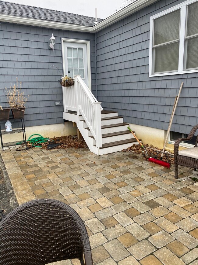 Photo - 674 Park Ave