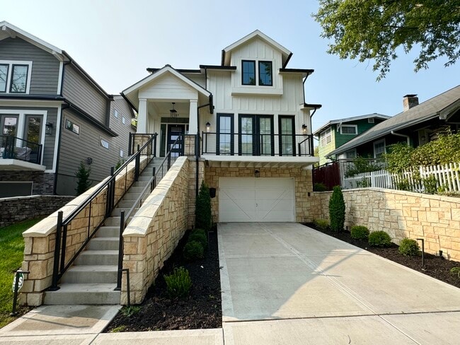 Building Photo - 717 Corbin Terrace