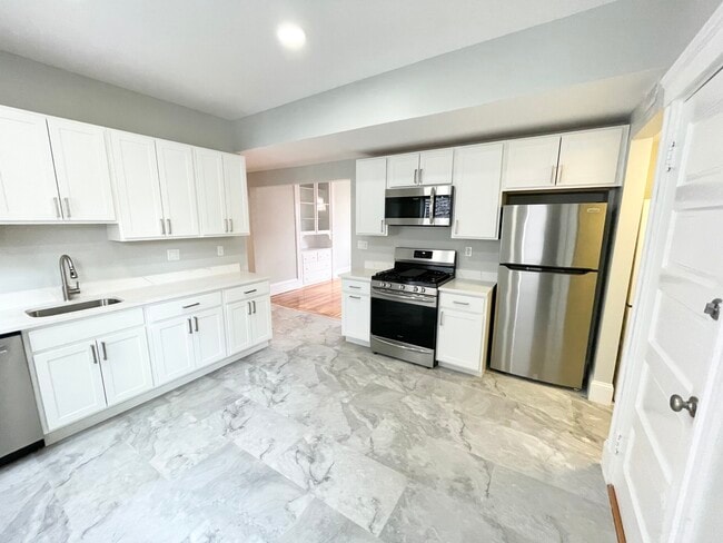 Photo - 159 Boston St Apartments Unit 1