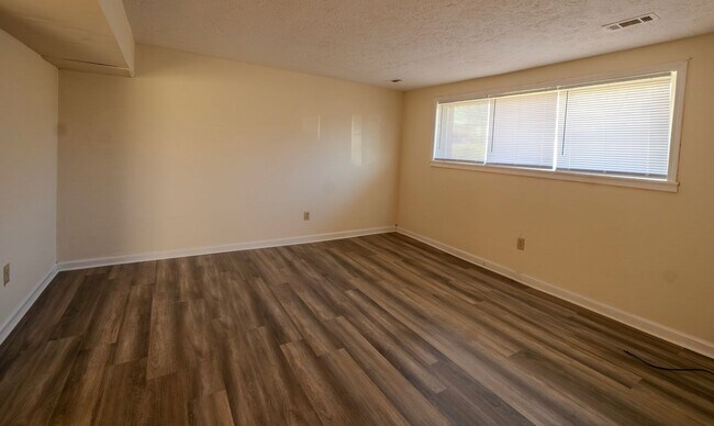 Photo - 922 Southern Hills Dr Unit A