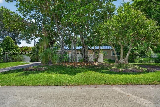 Building Photo - 12935 SW 81st Ave