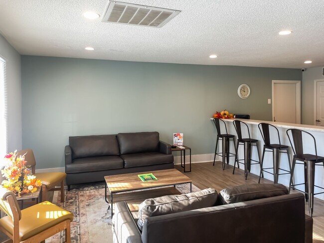 Turnberry Square Apartments