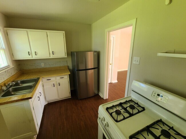 Photo - 1505 Alamo Ave Unit 1