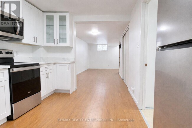 Photo - 818 Buttonbush Ct