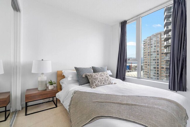 Photo - 688 Abbott St Unit ID1051808P