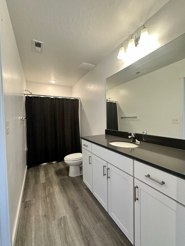 Photo - 1089 Waterway Ln