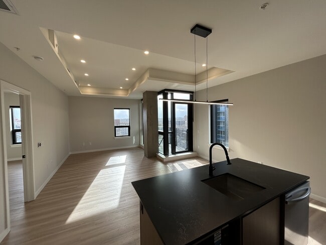 Photo - 5616-5616 South St Unit 903