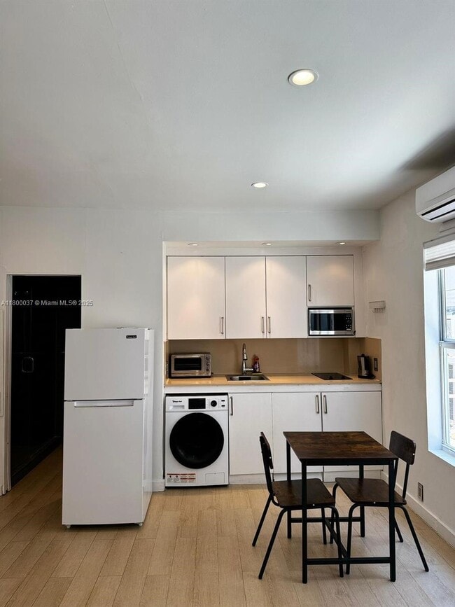 Photo - 642 Michigan Ave Unit 6