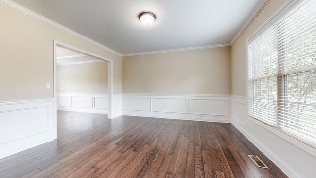 Photo - HOUSE FOR RENT