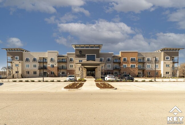 Uptown Landing II building - Uptown Landing Apartments