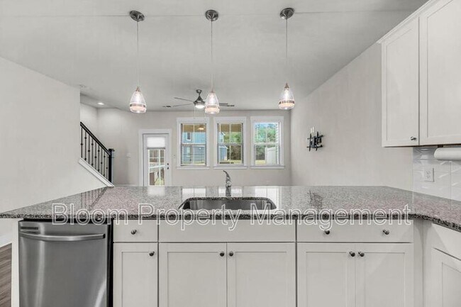 Photo - 7770 Park Gate Dr