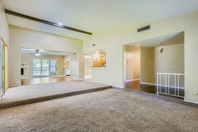 Photo - 11026 McCree Rd