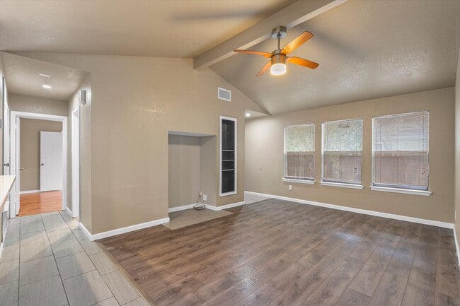 1131 Byers Ln