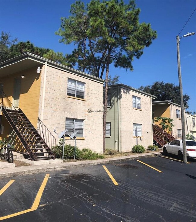 Building Photo - 13106 Leisurewood Pl Unit 102 Rental