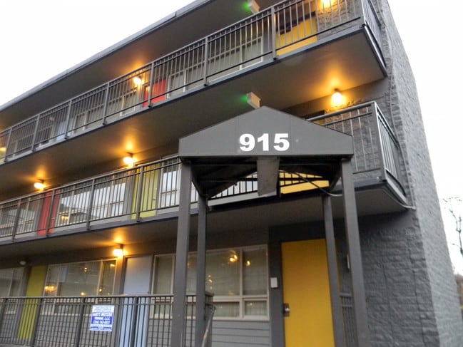 Photo - Starlight Apartments