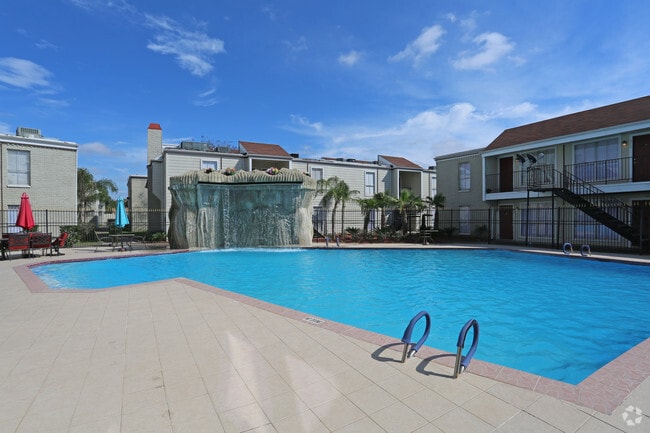 Swimming Pool - Falls of Town Park