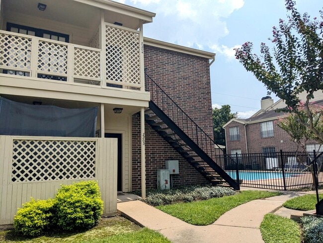Photo - 2121 El Paseo St Unit True