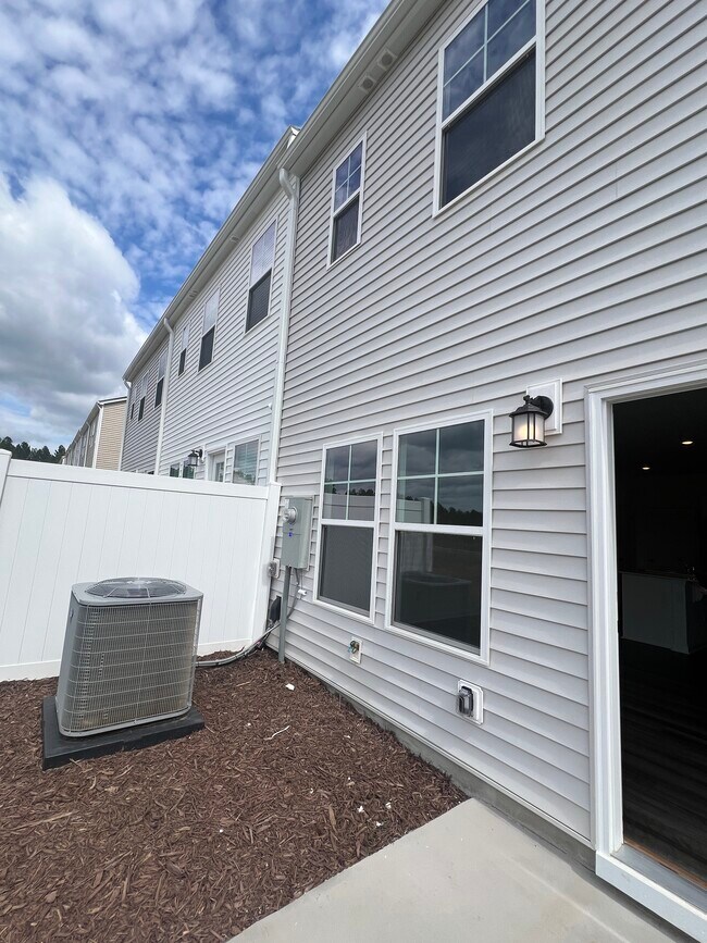 Photo - 118 Florida St