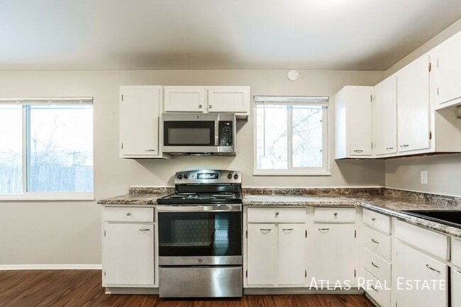 Photo - 1513 31st Ave