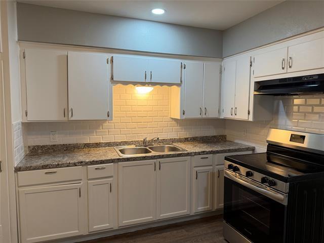 Photo - 2511 Normont Cir