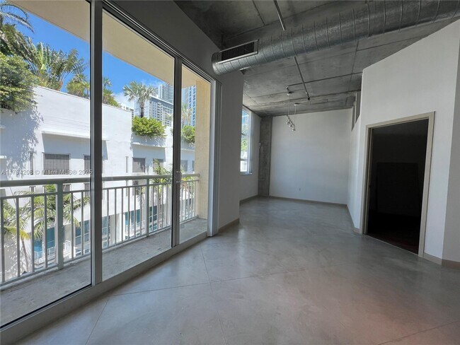 Photo - 2001 Biscayne Blvd Unit 2411