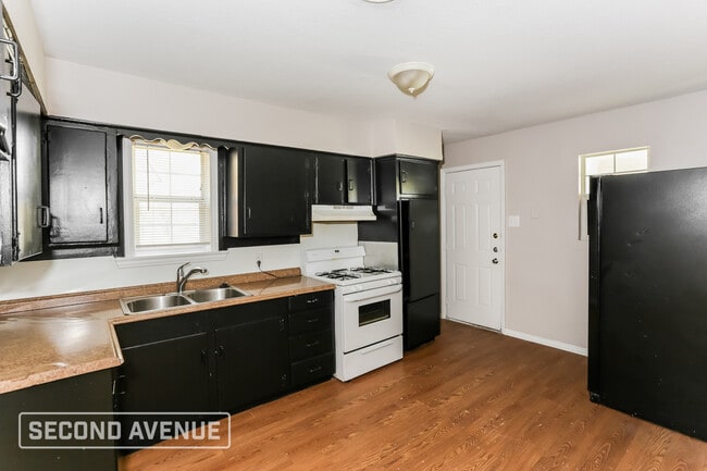 Photo - 2005 Mt Pleasant Dr