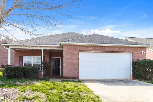 Building Photo - 304 Draba Ln