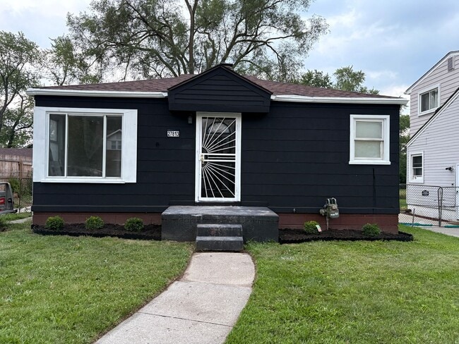 Building Photo - 2 Bed, 1 Bath Ranch Home for Rent – Inkster – $1,200/Month