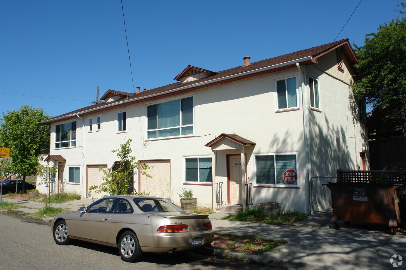 Photo - 1801 Derby St