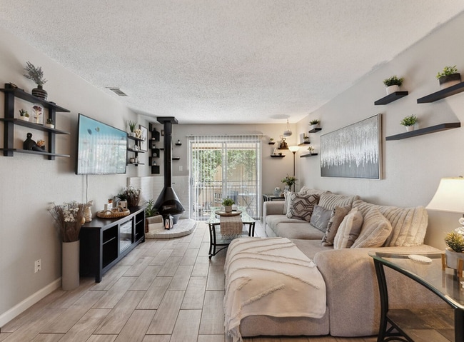 Building Photo - 923 Vance Jackson Rd Unit 211.4